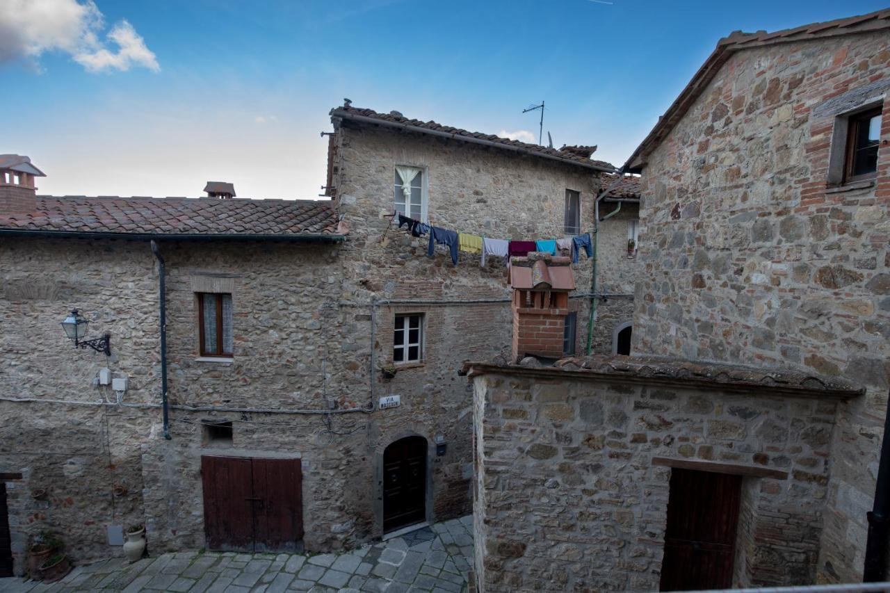 La Casetta Nel Borgo Castelnuovo di Val di Cecina Exterior foto