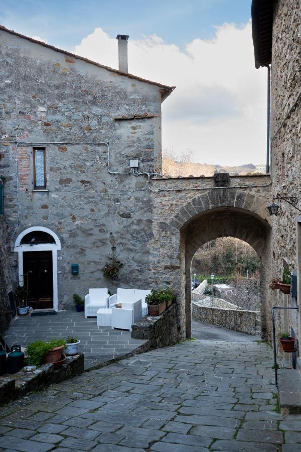 La Casetta Nel Borgo Castelnuovo di Val di Cecina Exterior foto